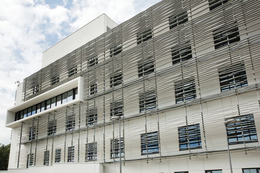 ConceptSystem 77 Fenêtres, BriseSoleil 100 Brise Soleil et CS 77 Fire Proof Fenêtres - Hôpital AZ Sint-Maarten à Malines situé à Mechelen, Belgique