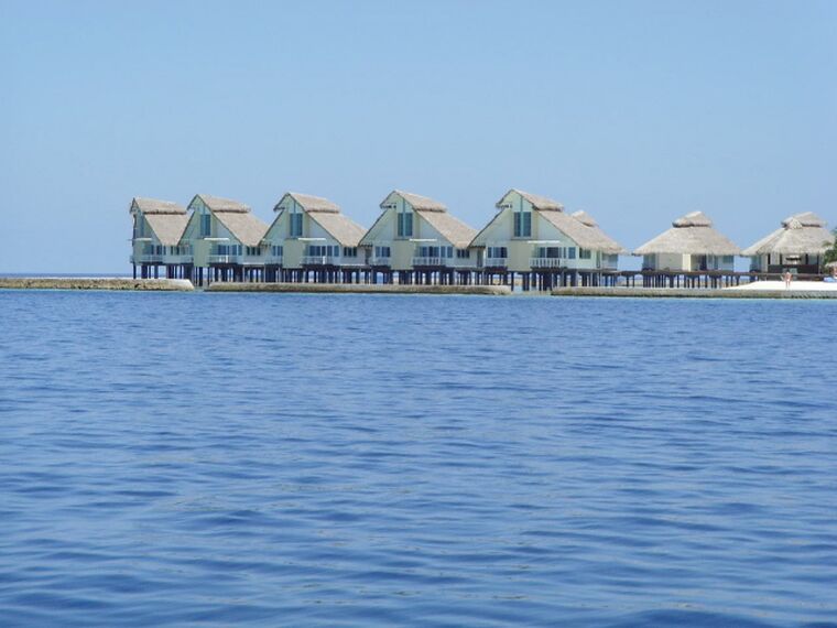 ConceptSystem 59Pa Fenêtres, ConceptPatio 45Pa Coulissants et ConceptSystem 59Pa Portes - Health resort Ellaidhoo Island Resort and Spa situé àMaldives