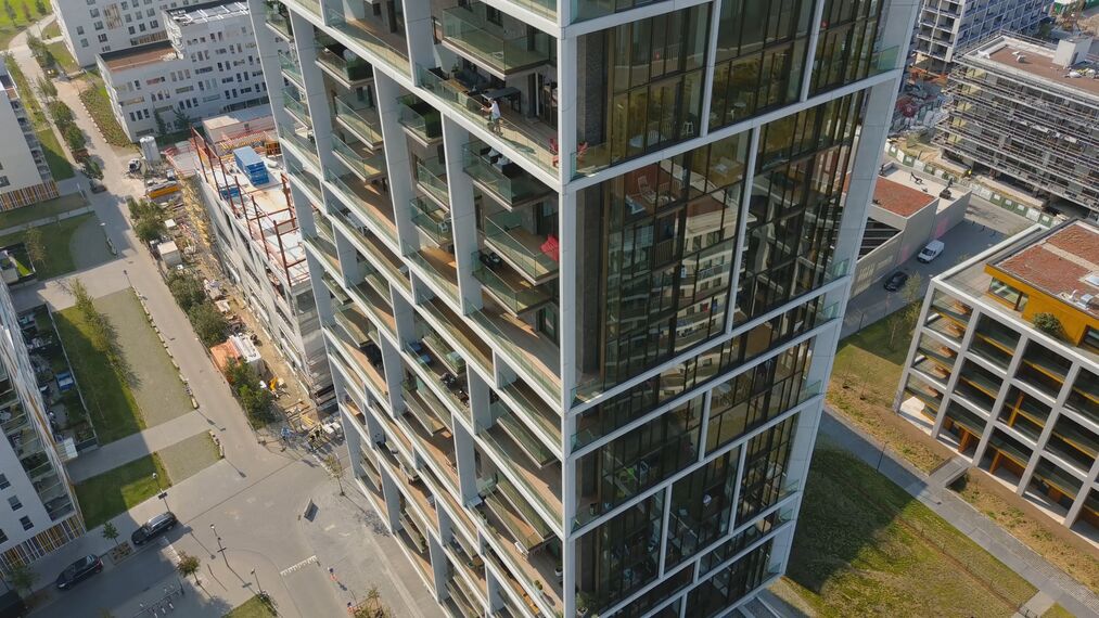 ConceptWall 60 Murs rideaux et MasterLine 8 HI+ Fenêtres - Scheldezicht situé à Antwerp, Belgique