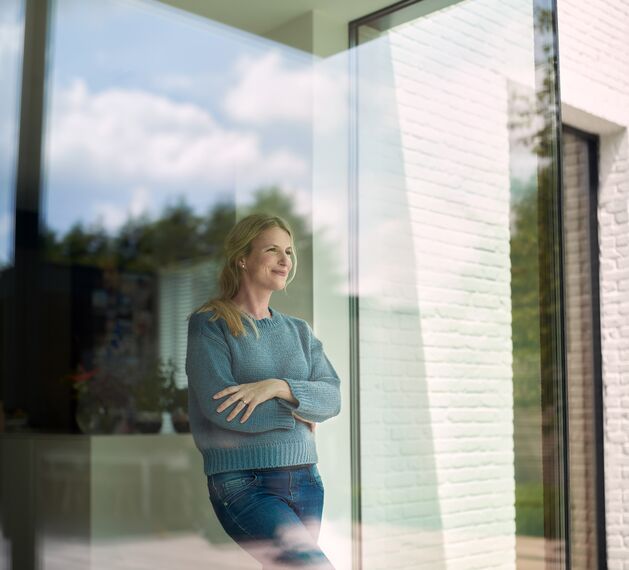 MasterLine 8 Fenêtres - Luminosité maximale et vue panoramique grâce à des profilés aluminium fins situé à Nijlen, Belgique
