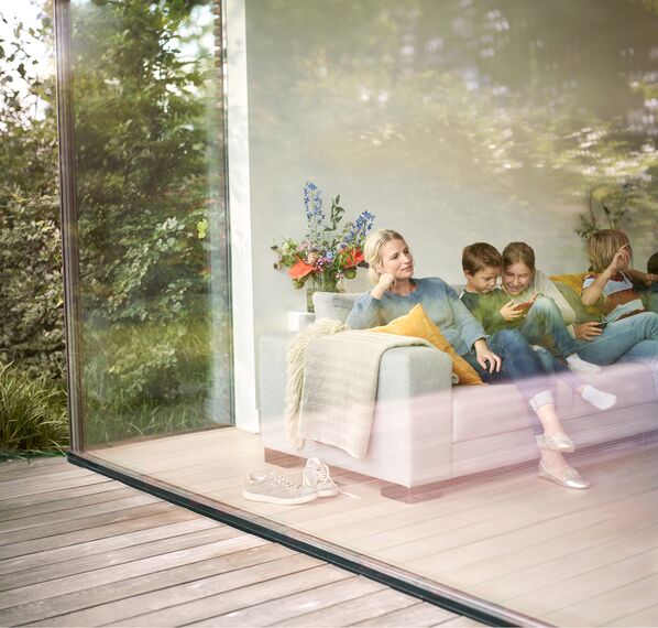 MasterLine 8 Fenêtres - Luminosité maximale et vue panoramique grâce à des profilés aluminium fins situé à Nijlen, Belgique