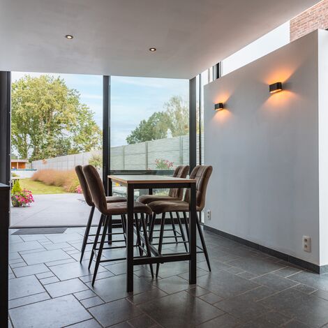 MasterPatio Coulissants, MasterLine 8 Fenêtres, Paralline Bardage et Paralline Mid Bardage - Véranda élégante avec bardage Paralline situé à Tertre, Belgique